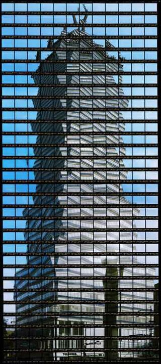 [Thomas Kellner: 66#18 Mexiko, Torre Latina (Architekt: Leonardo Zeevaert Wiechers), 2006, C-Print, 45,5 x 105cm/17,9" x 41,3", Auflage 12+3