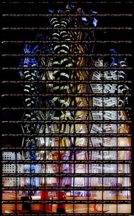 Thomas Kellner: 43#07 London, Lloyd's bei Nacht (Architekt: Sir Richard Rogers), 2005, C-Print, 34,5 x 56,2 cm/13,5" x 21,9", Auflage 12+3