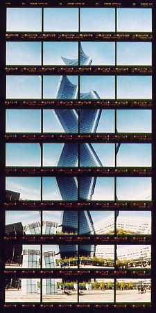 Thomas Kellner: 30#04 Leipzig, university tower or mdr-tower (architects: Herman Henselman and Peter Kulka), 2001, C-Print, 15,3x31,4 cm/5,9"x12,2", edition 20+3