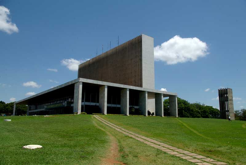 View onto the Palacio do Buriti in Brasilia
