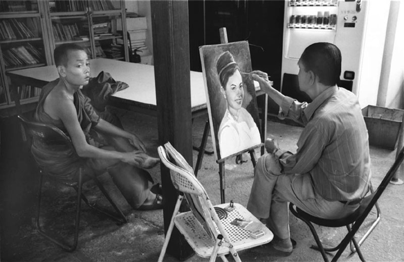 Richard Bram: “Portrait Bangkok”, Silbergelatineabzug, 33x22cm, 2000, 15+5