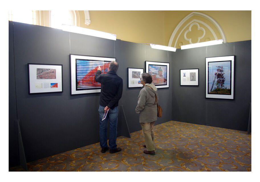 Ausstellungsaufbau bei der Ballarat International Foto Biennale