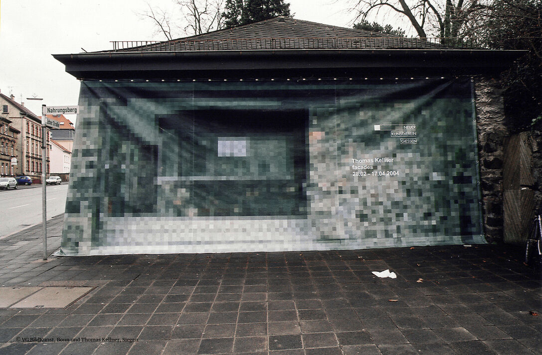 Facade on short side, Giessen, 2004