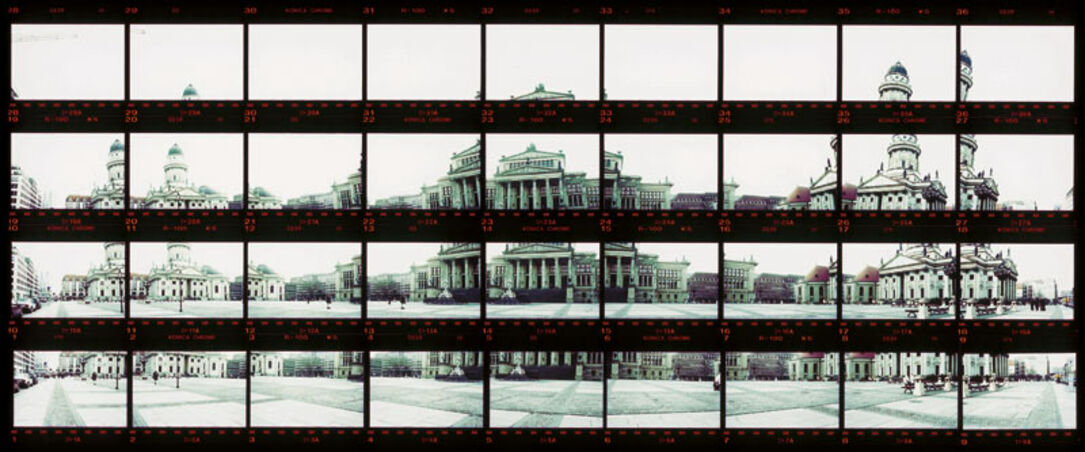 Thomas Kellner: 04#04 Berlin, Gendarmenmarkt (architect: Georg Christian Unger), 1998, C-Print, 34,5 x 14,5 cm/13,5" x 5,6", edition 10+3
