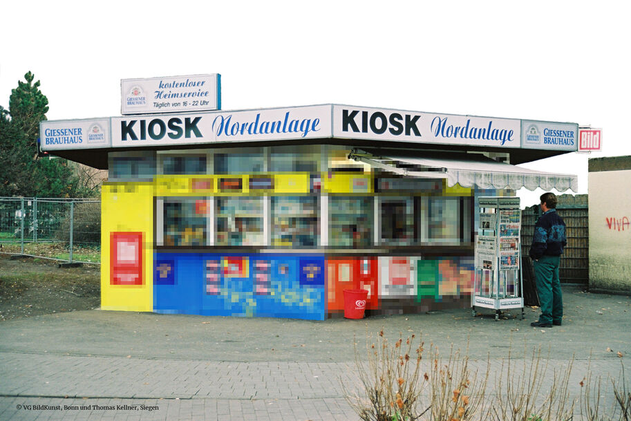 Thomas Kellner: Giessen-facades, Kiosk Nordanlage, 2004, C-Print, mounted on Plexi and Aludibond, 90x60cm on 120x90cm /35,1"x23,4" on 46,8"x35,1", edition 10+3