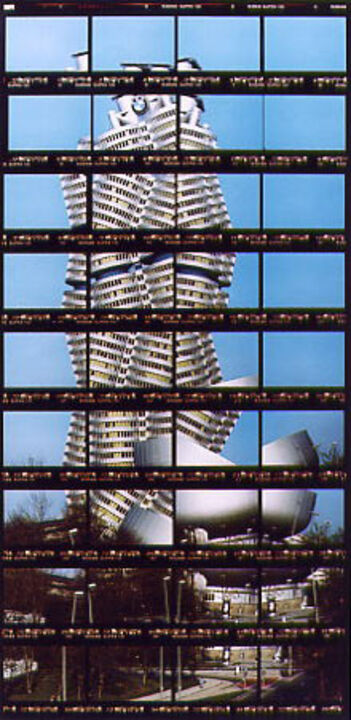 Thomas Kellner: 32#21 München, BMW-Tower (Architekt: Karl Schwanzer), 2002, C-Print, 15,3 x 31,4 cm/5,9" x 12,2", Auflage 20+3