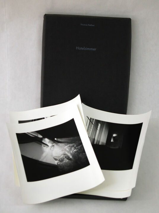 Thomas Kellner: Portfolio Hotelzimmer (hotel room), 1996, 8 bw-prints, 17,5 x 17,5cm / 6,8" x 6,8", edition 2