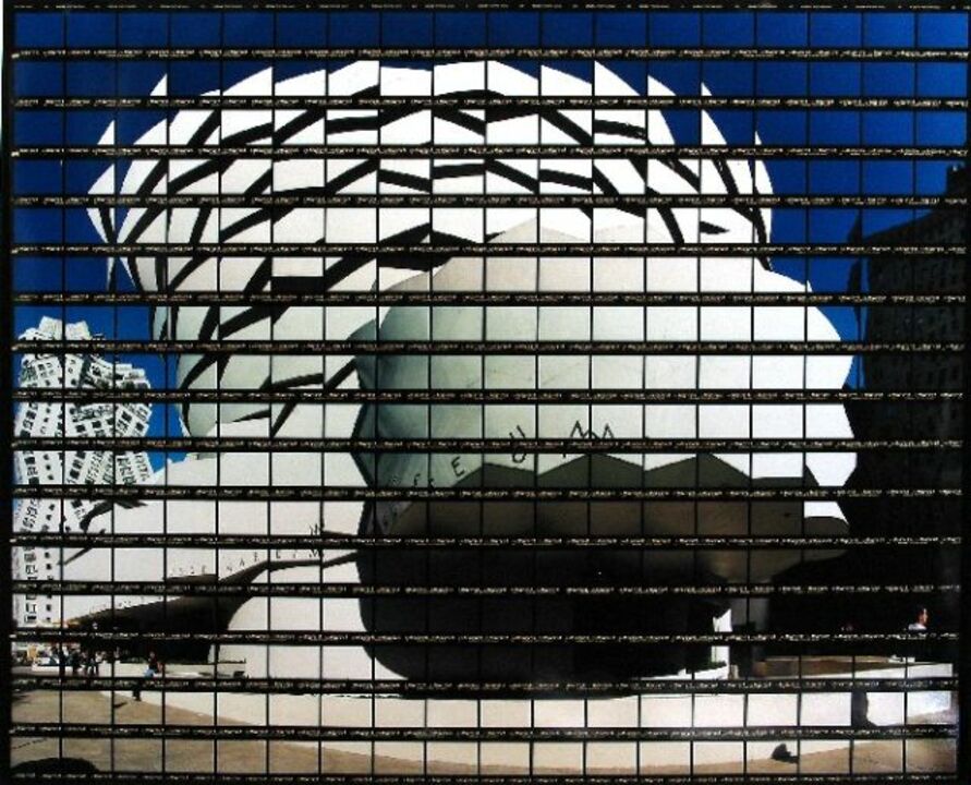 Thomas Kellner: 40#04 New York, Guggenheim (Architekt: Frank Lloyd Wright), 2003, C-Print, 68,2 x 55,9 cm/26,6" x 21,8", Auflage 20+3