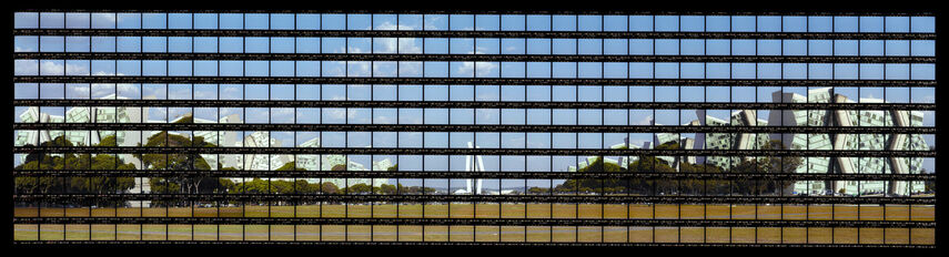 49#40, Brasilia, Esplanada, 2008, C-Print, 136,5 x 35 cm, edition 9+2/3+1