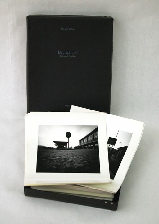 Thomas Kellner: Portfolio Deutschland - Blick nach draußen, 1996, 54 bw-prints, 17,5 x 17,5cm / 6,8" x 6,8", edition 5