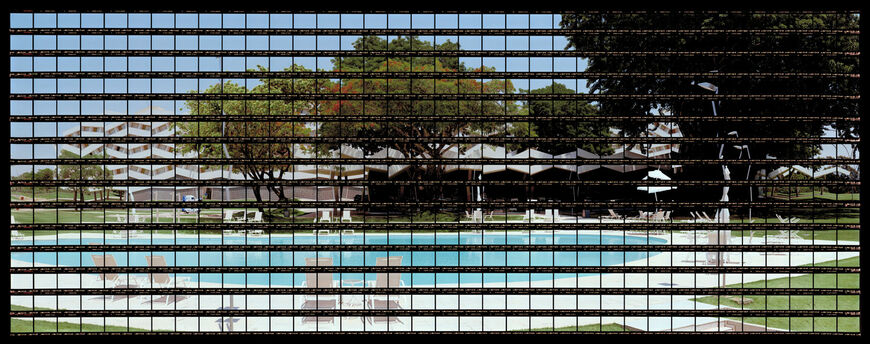 49#36, Brasilia, Palace Hotel, 2008, C-Print, 136,5 x 52,5 cm, edition 9+2/3+1
