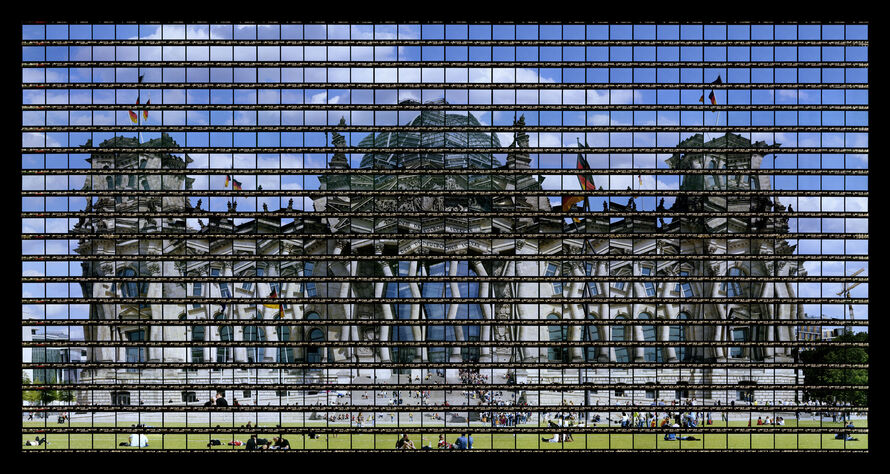 56#04 Berlin, Reichstag 2007 / 2014, C-Print, 136x69,7 / 53,2"x27,2", edition 12+3