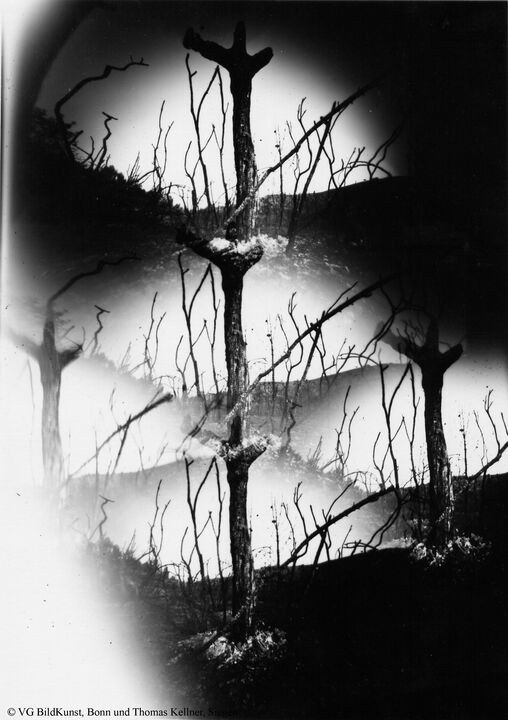 Thomas Kellner: Tierra quemada, obscure, photographies from the ashes Nr. 6, 1993, BW-Print, 16,4x23,5cm/6,4"x9,2", edition 10+2