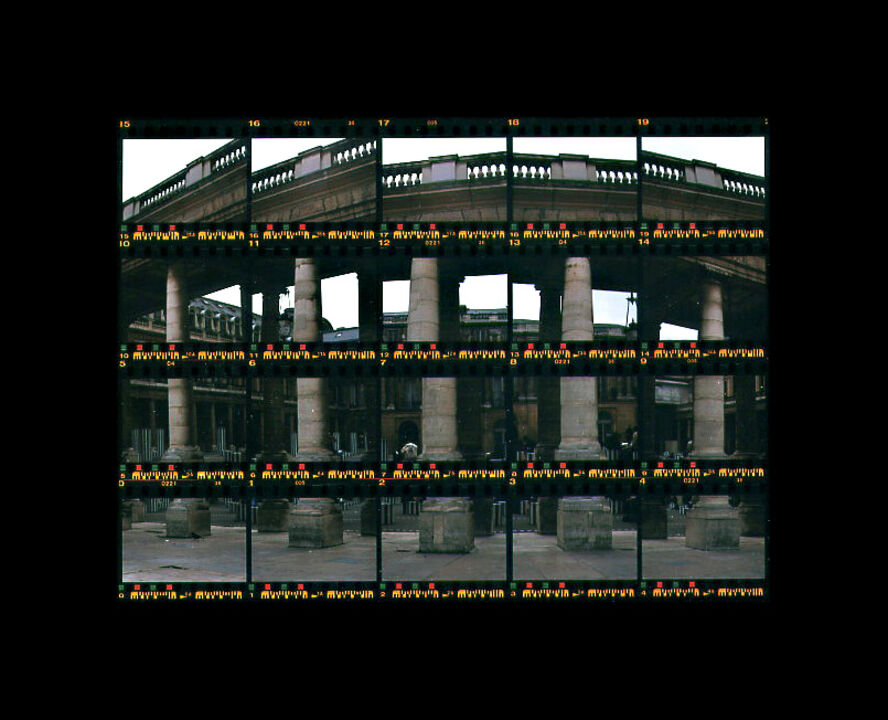 03#08 Paris, Palais Royale 2, 1997, C-Print, 19,5 x 14,5 cm / 7,6" x 5,6", no edition