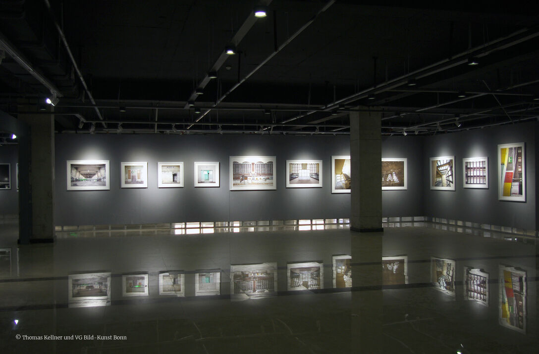 Joachim Hildebrand (Germany) at the exhibition Transition, Third Term International Photography Festival Liaoning in Beizhen, curated by Thomas Kellner
