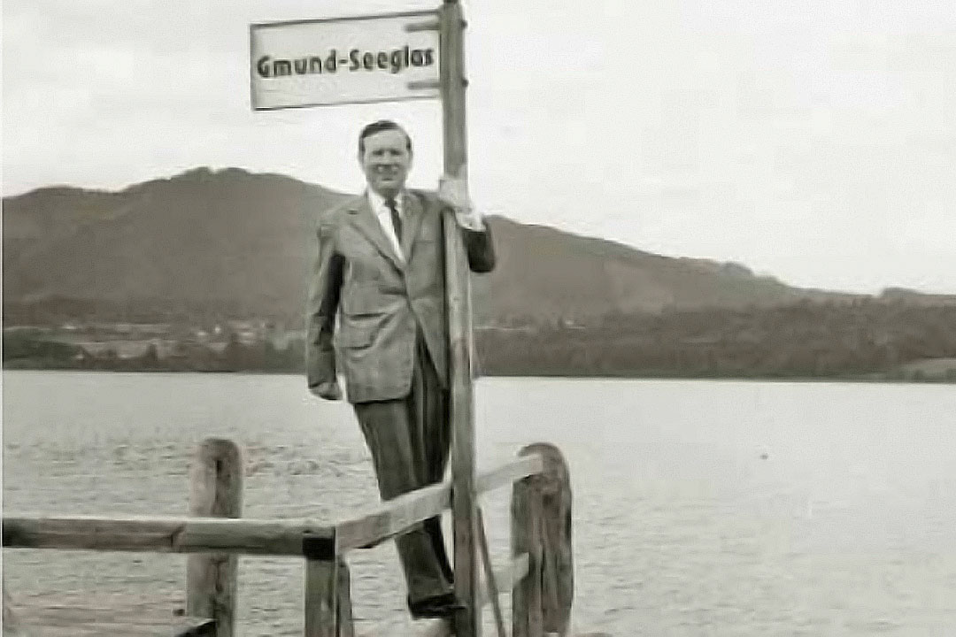 Heinrich Georg at a lake
